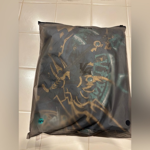 YoungLA Yu-Gi-Oh! Sweats! - Picture 4 of 5